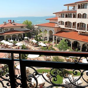 Cameră la plajă
